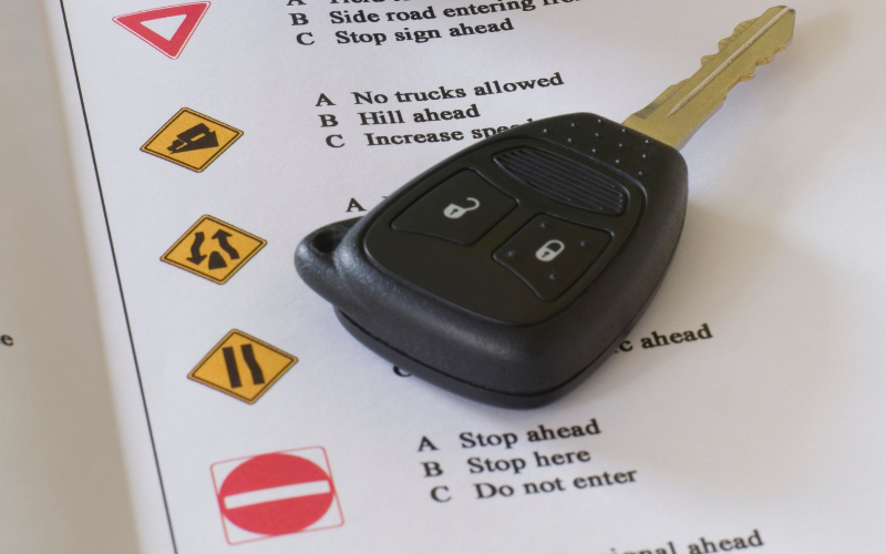 Preferência reprova incorretamente 16 estrangeiros no teste de carteira de motorista