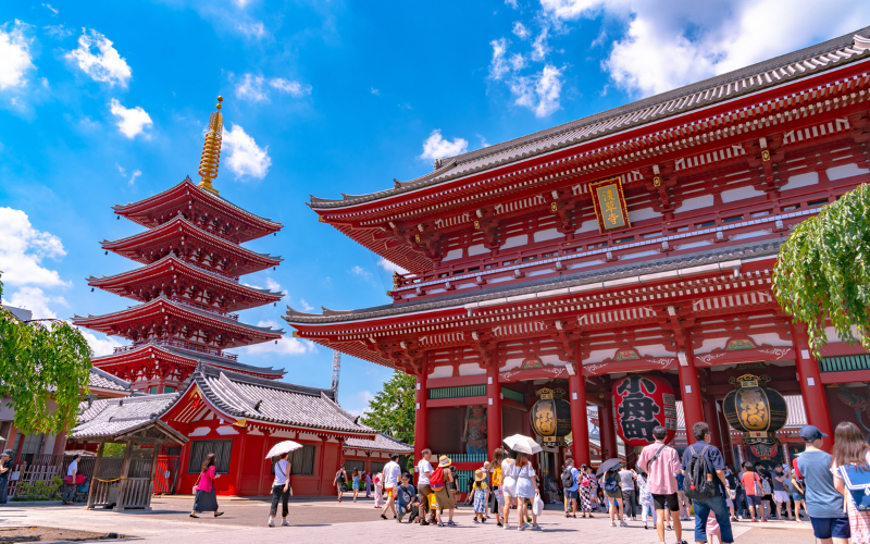 Japão aprova aumento nas tarifas de trem para conter excesso de turismo