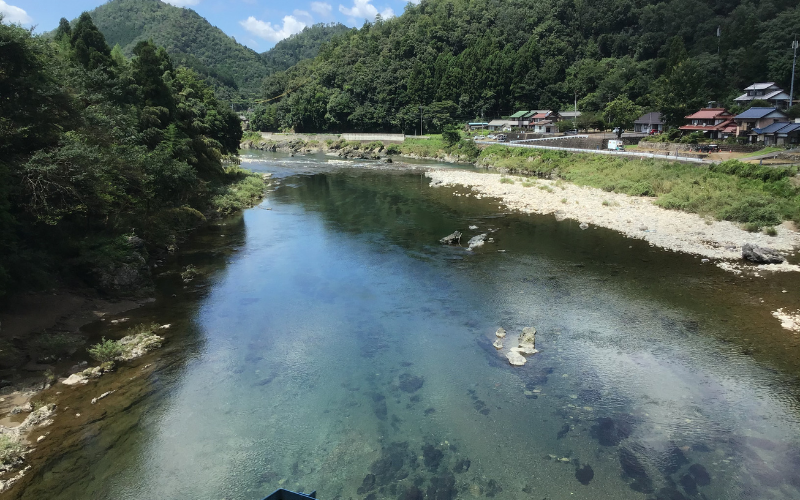 Dois estrangeiros morrem afogados em rio de Gifu em intervalo de poucas horas