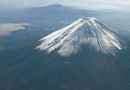 Quatro pessoas morrem ao tentar escalar o Monte Fuji antes do início oficial da temporada