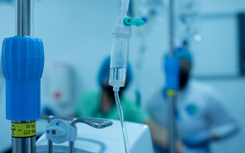 Em julho de 2023, um jovem de 17 anos chamado Yuta Tomikawa faleceu após passar por um procedimento de extração de dentes do siso em uma clínica odontológica em Sakai, Osaka.