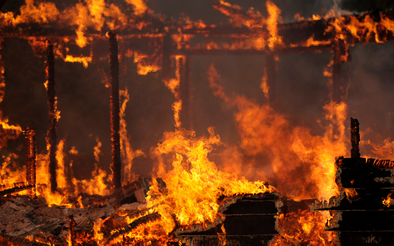 Corpo encontrado em Incêndio Residencial em Gifu